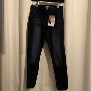 Woman’s Levi’s stretch jean leggings size 4